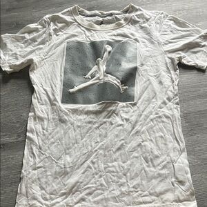 Kids White Short-Sleeve Graphic Tee with Jumping Silhouette